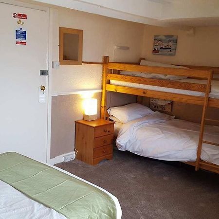 Kimberley Seafront Hotel スカーバラ エクステリア 写真